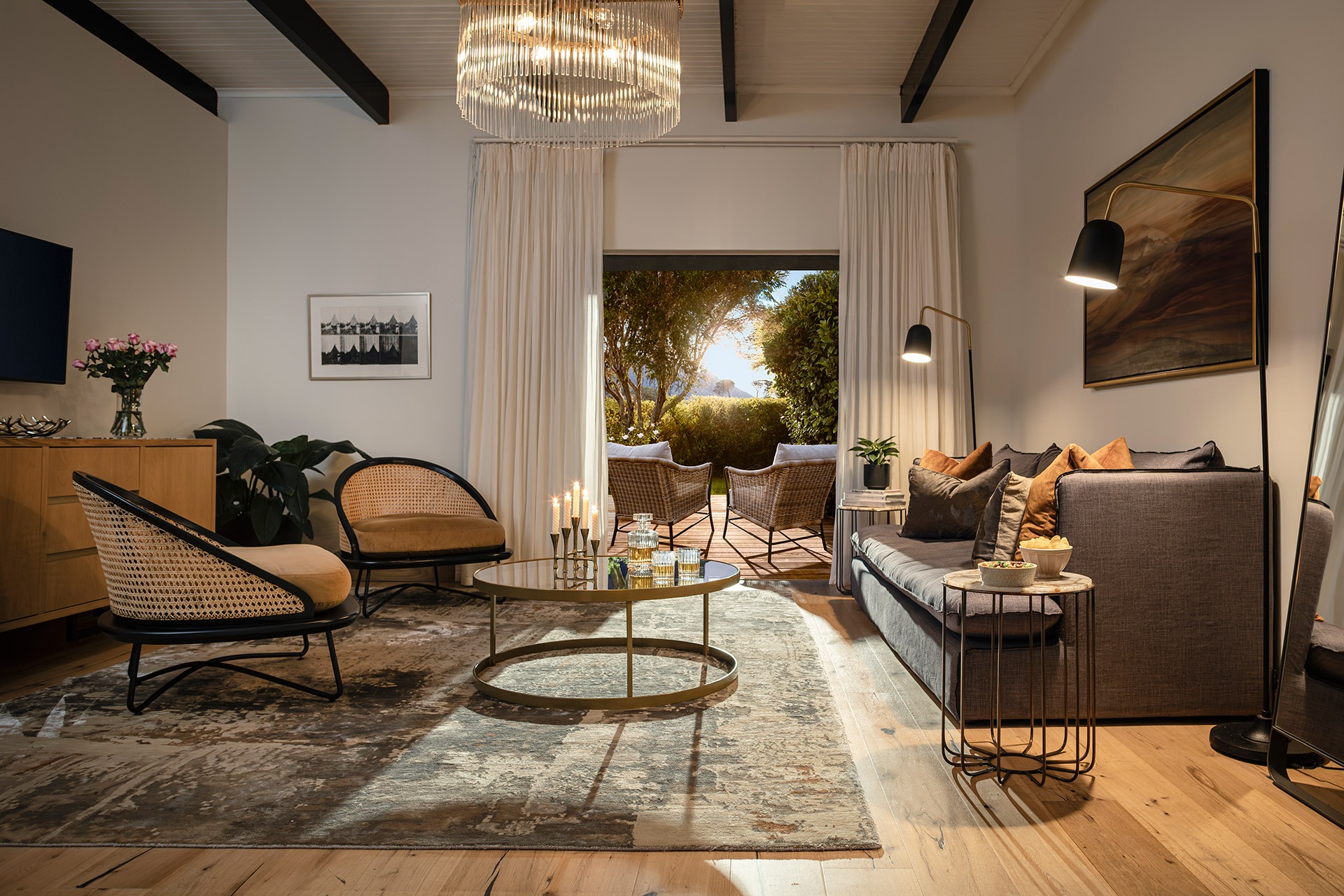 One-Bedroom-Premier-Suite-Lounge
